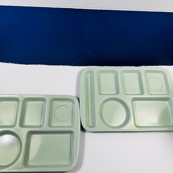 Vintage ADCRAFT  Melamine School Cafeteria Lunch Trays Set Of 2 Mint Green - Picture 1 of 6